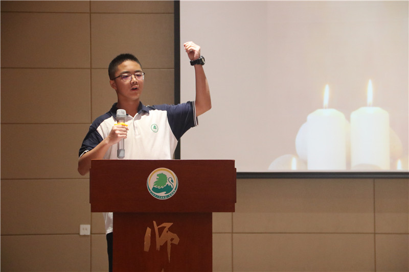 初三7班钱昕灏.JPG