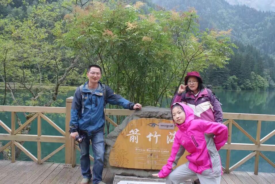 初三5班.jpg