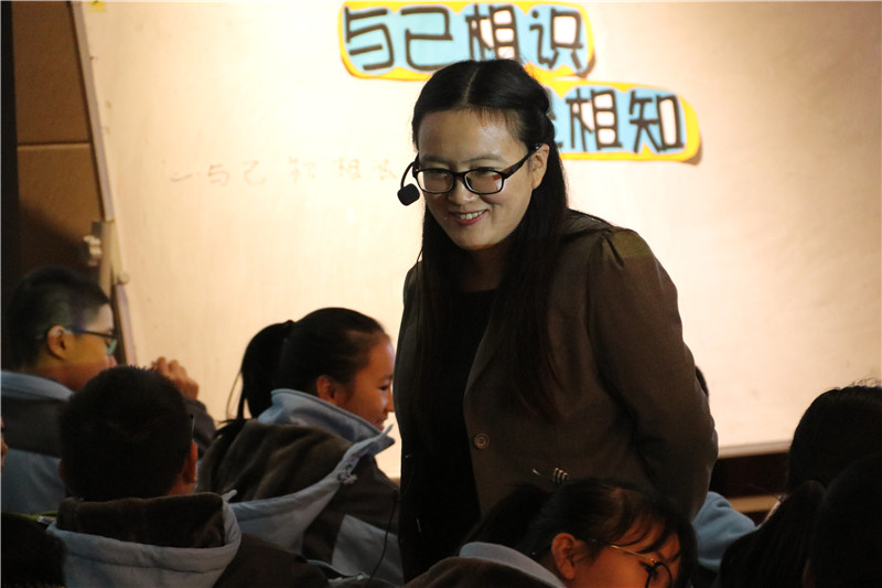 龙小丽.jpg