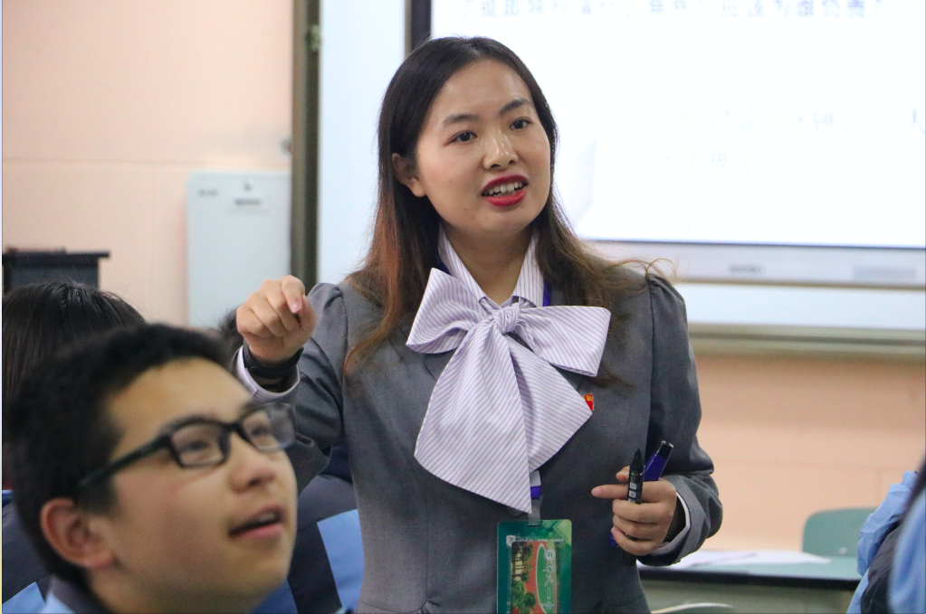 袁凤.png
