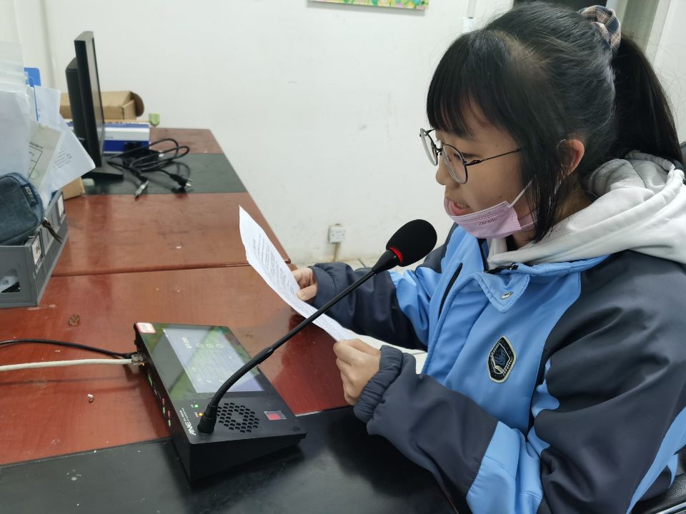 60F5AAD86C572CD80DC587C6B3664424.jpg